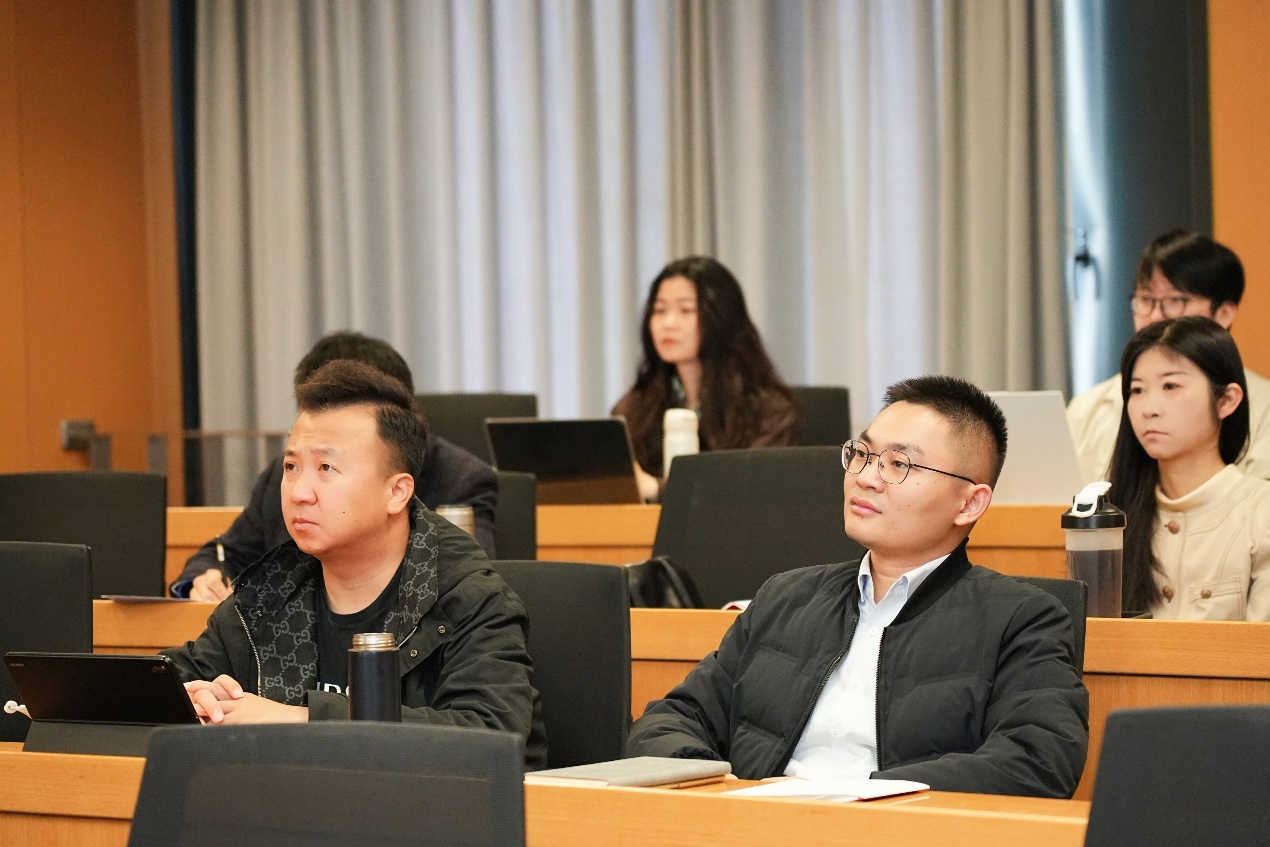 学员上课